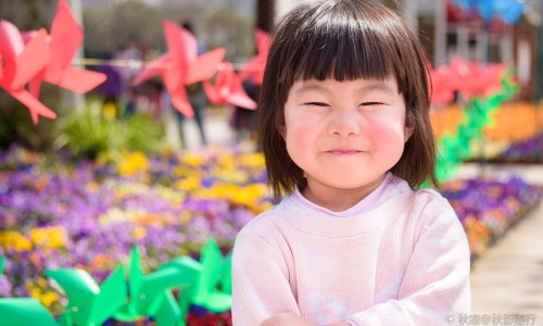 婴儿脸上面发黄什么原因-【婴儿脸上黄黄的有点小痘痘】婴儿脸颊发黄能自愈吗 - 婴儿脸上面发黄网